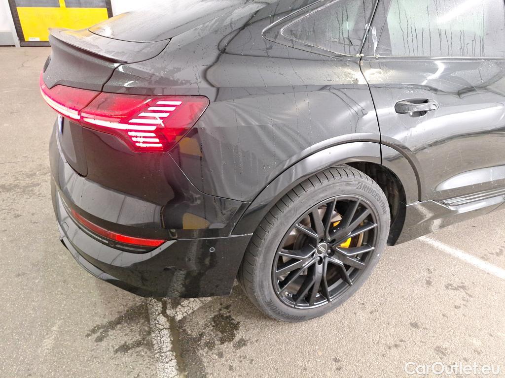  Audi  E-TRON AUDI  Sportback / 2019 / 5P / SUV 55 Quattro S Line #3