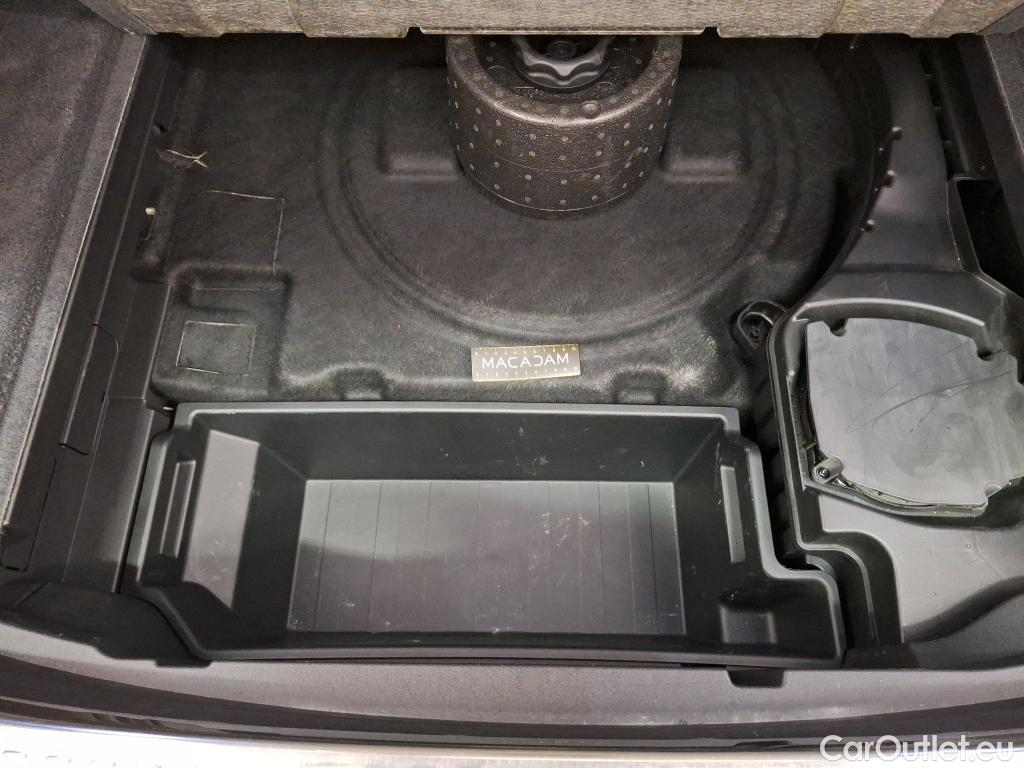  Audi  E-TRON AUDI  Sportback / 2019 / 5P / SUV 55 Quattro S Line #11