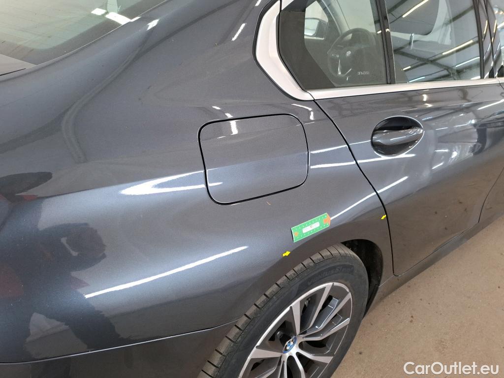  Bmw  Serie 3 BMW Série 3 Berline / 2018 / 4P / Berline 320e 204ch Business Design BVA8 Hybride #7