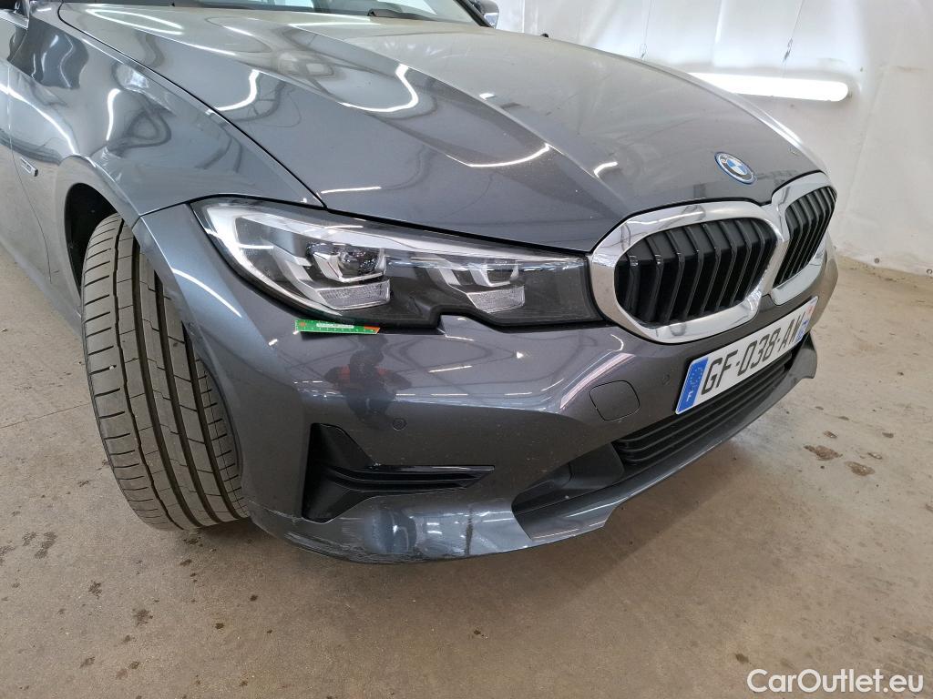  Bmw  Serie 3 BMW Série 3 Berline / 2018 / 4P / Berline 320e 204ch Business Design BVA8 Hybride #1