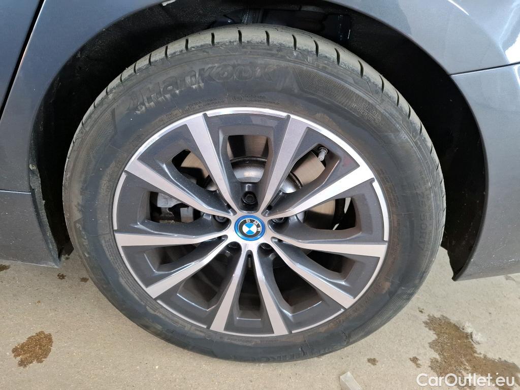  Bmw  Serie 3 BMW Série 3 Berline / 2018 / 4P / Berline 320e 204ch Business Design BVA8 Hybride #13