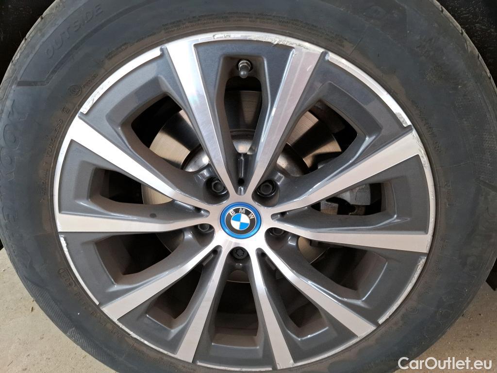  Bmw  Serie 3 BMW Série 3 Berline / 2018 / 4P / Berline 320e 204ch Business Design BVA8 Hybride #20