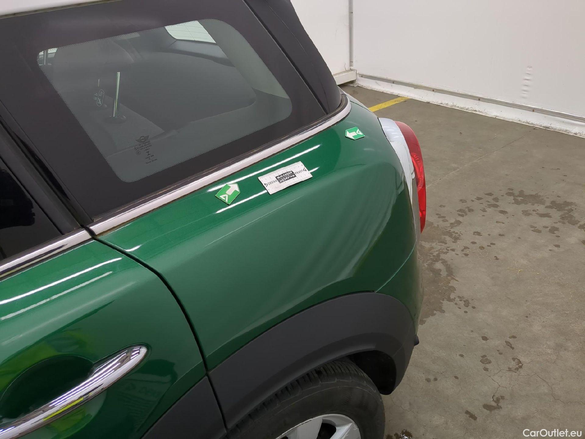  Mini  Countryman MINI  / 2016 / 5P / Crossover Cooper SE ALL4 Busi Design 136+88ch BVA6 #27