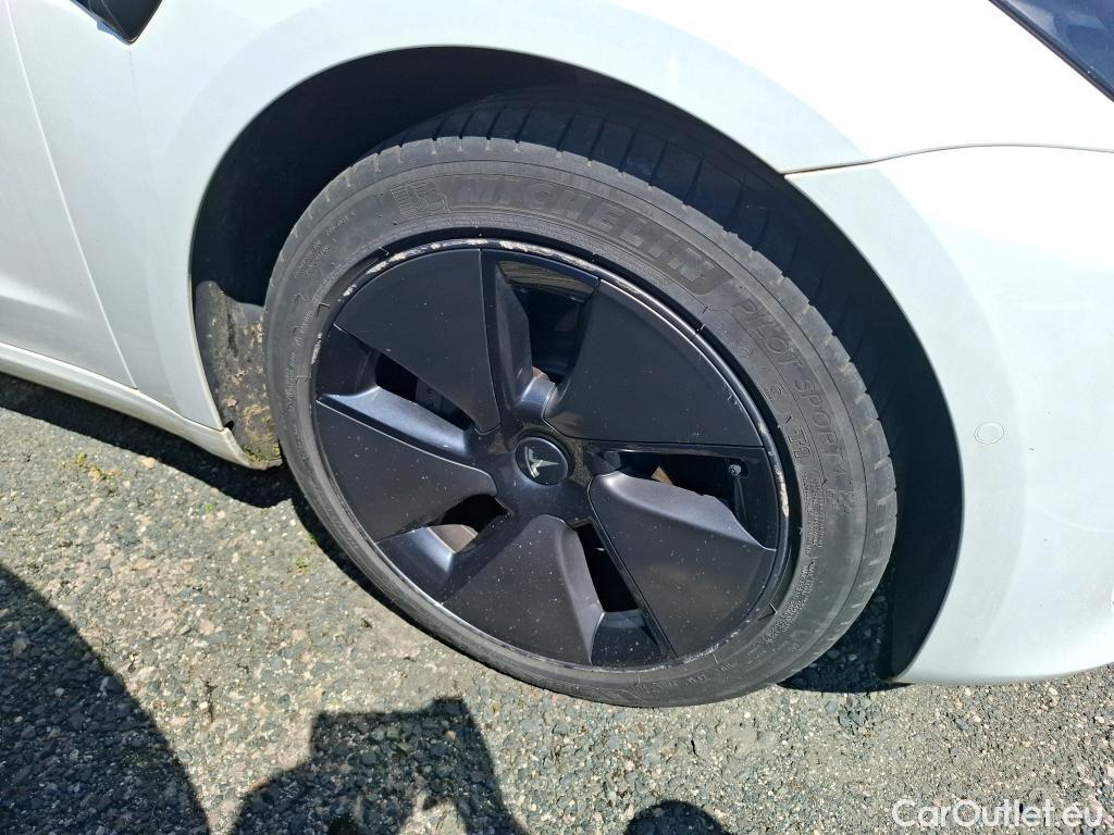  Tesla  Model 3 TESLA  / 2018 / 4P / Berline Autonomie Standard Plus RWD #11