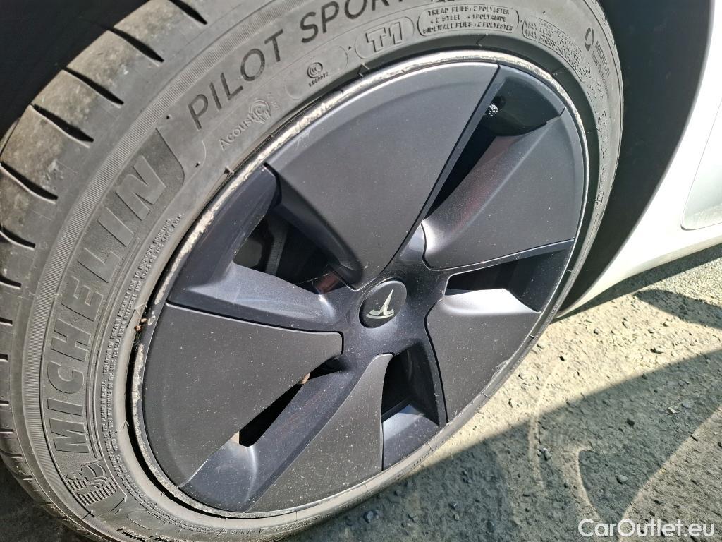  Tesla  Model 3 TESLA  / 2018 / 4P / Berline Autonomie Standard Plus RWD #6