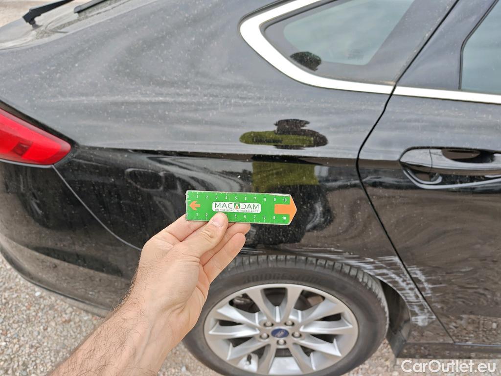  Ford  Mondeo FORD  / 2014 / 5P / berlina con portón 2.0 TDCi 110kW (150CV) Titanium 235 #1