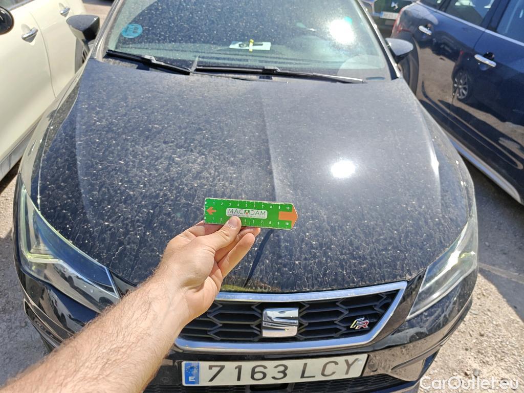  Seat  Leon SEAT León / 2016 / 5P / berlina con portón 2.0 TDI 110kW DSG-7 S&S FR Edition Plus #3