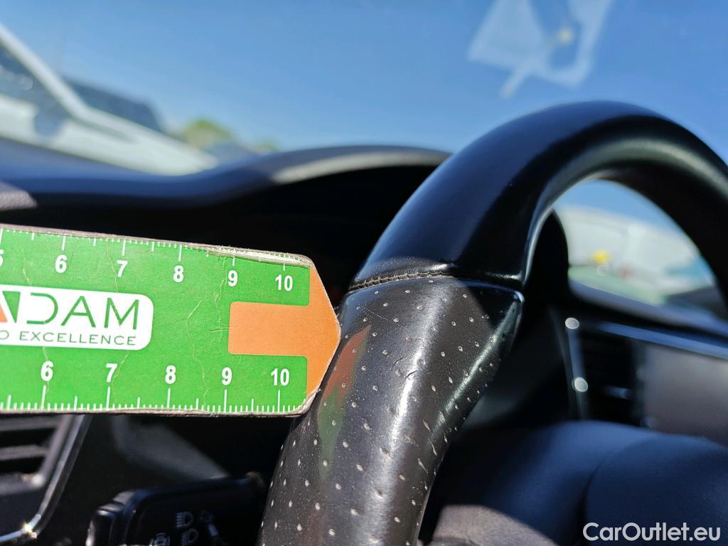  Seat  Leon SEAT León / 2016 / 5P / berlina con portón 2.0 TDI 110kW DSG-7 S&S FR Edition Plus #17