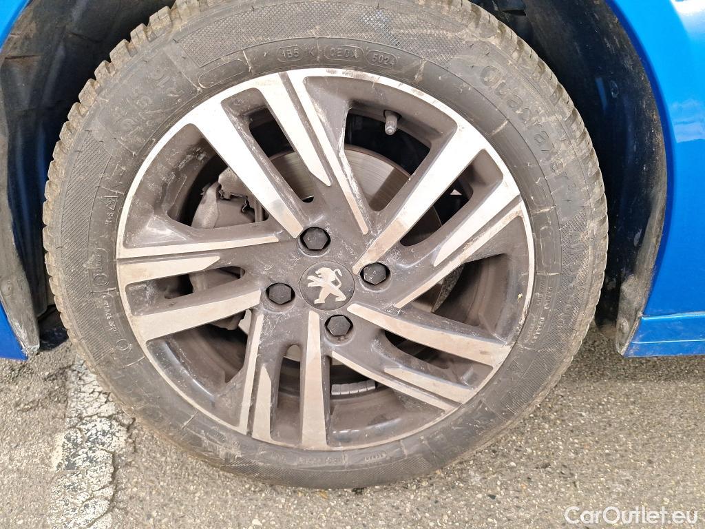  Peugeot  208  Allure Pack 1.2 PureTech 100CV BVM6 E6d #15