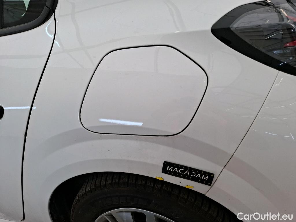  Peugeot  208  Premium 1.5 HDi 100CV BVM6 E6d #3