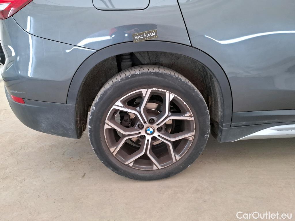  Bmw  X1 Série  sDrive 18 i xLine 1.5 140CV BVA7 E6dT #22