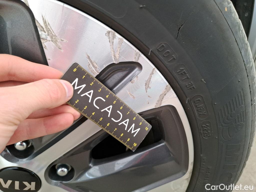  KIA  Niro  e- Premium 64kWh BVA #12