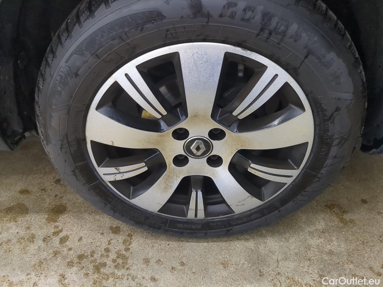  Renault  Captur  Business 0.9 TCe 90CV BVM5 E6 #17