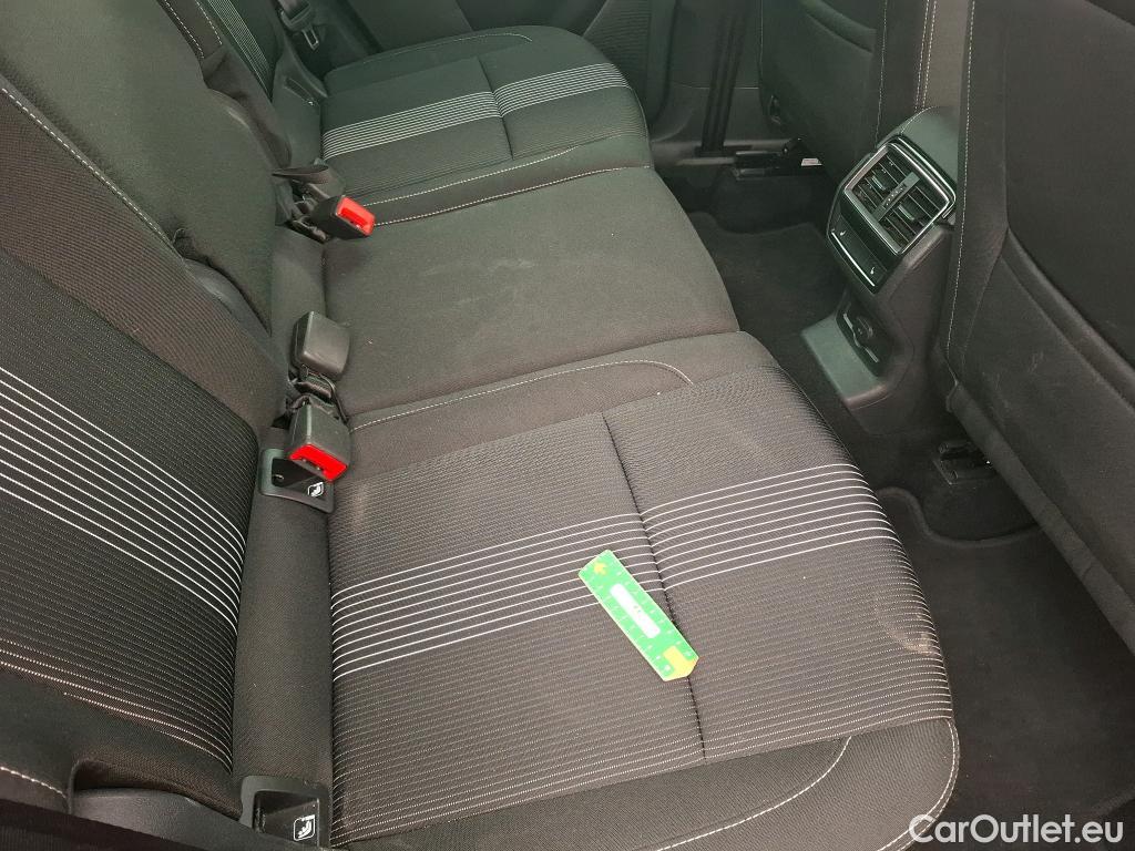  Skoda  Karoq SKODA  / 2017 / 5P / SUV 1.6 TDI 116ch Style #11