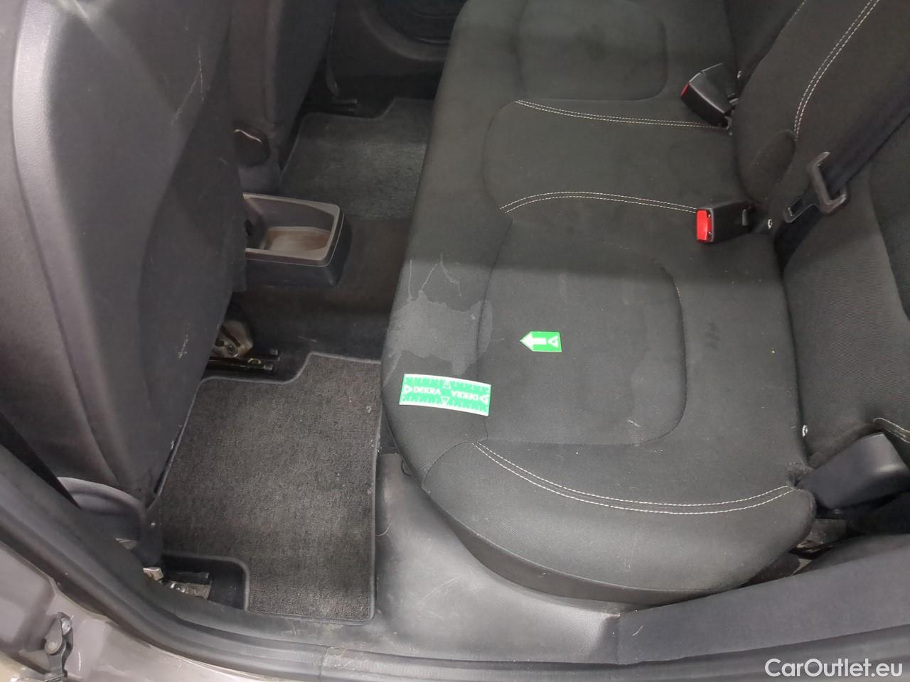  Renault  Captur  Business 0.9 TCe 90CV BVM5 E6 #1