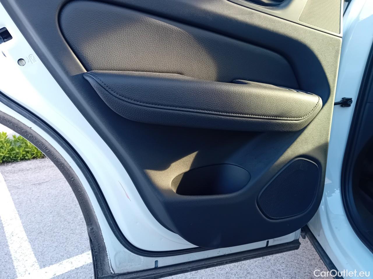  Volvo  XC60 VOLVO  / 2017 / 5P / todoterreno 2.0 T8 AWD Recharge Inscription Auto #3