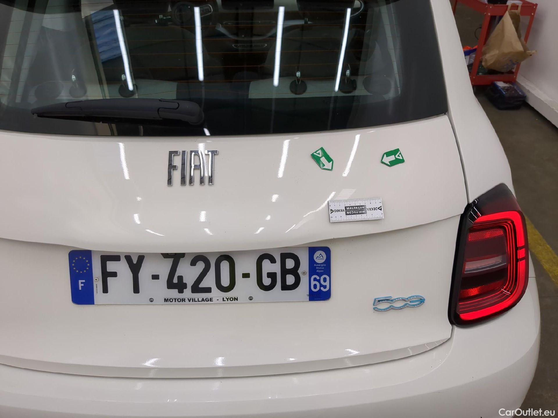  Fiat  500  e Lim. Icon 42kWh BVA #18