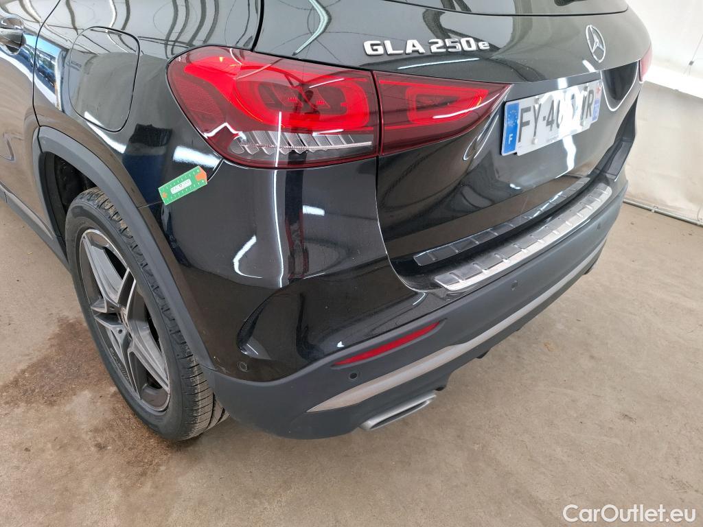  Mercedes  GLA MERCEDES-BENZ  / 2020 / 5P / SUV 1.3  250 e AMG LINE DCT #27