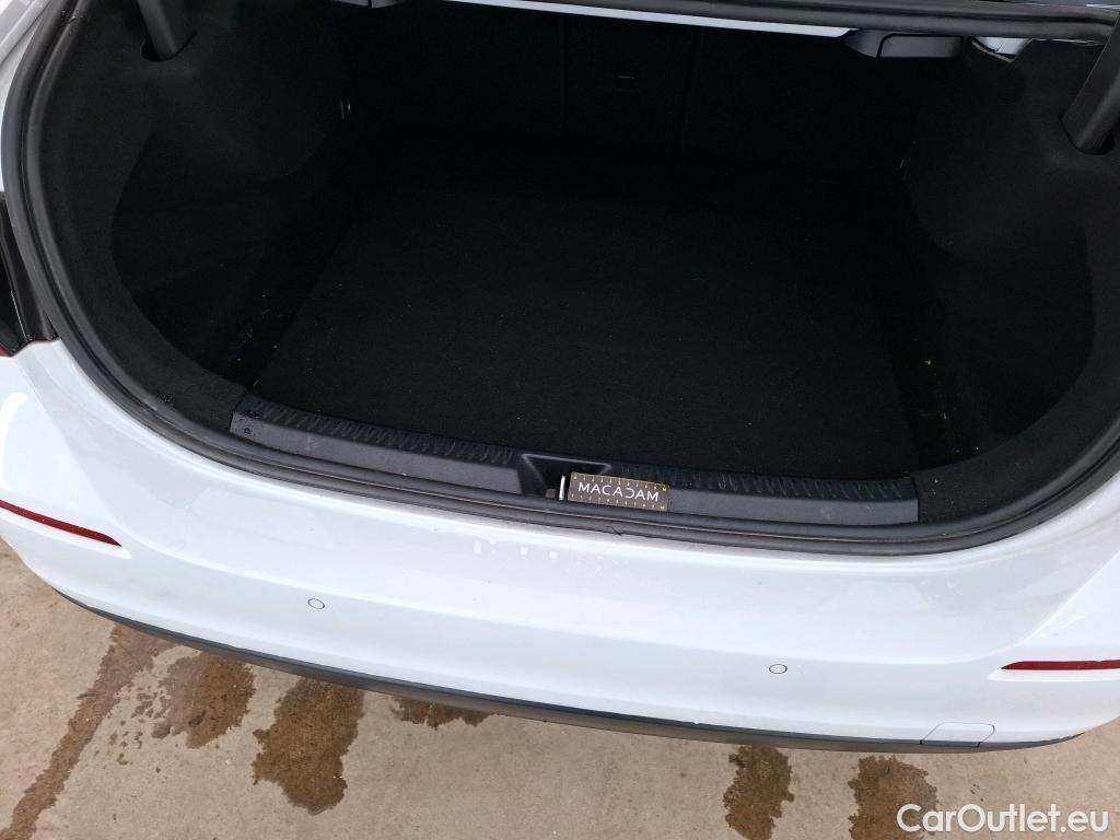  Mercedes  A-Klasse MERCEDES-BENZ Classe A Berline / 2018 / 4P / Berline A 200 d Business Line 8G-DCT #1