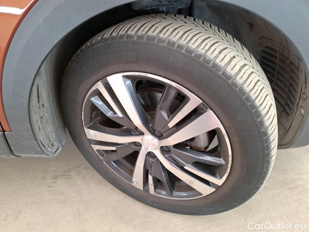  Peugeot  3008 PEUGEOT  5p SUV BlueHDi 130 S&S EAT8 ALLURE BUSINESS #26
