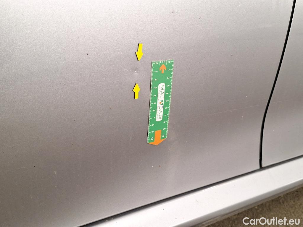  Peugeot  208  Active Business 1.5 HDi 100CV BVM6 E6d #43