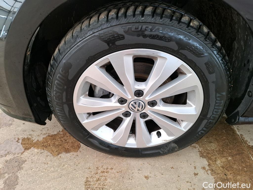  Volkswagen  Golf  VOLKSWAGEN  2017  5P  Berline 20 TDI 150 DSG7 Confort Business #28