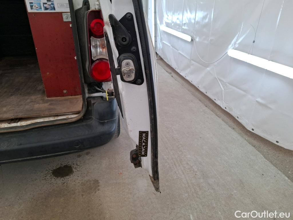  Citroen  Berlingo  Fourgon Club L1 (Court) 1.6 BlueHDi 100CV BVM5 E6 #25