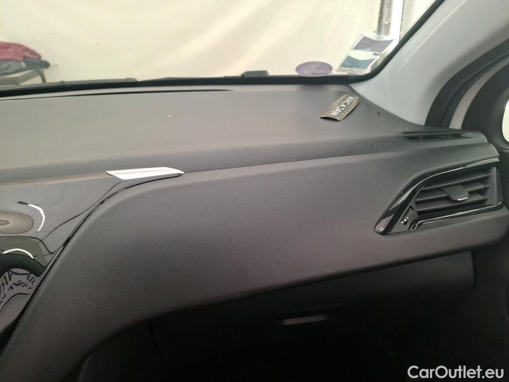  Peugeot  208  Affaire Premium Pack 1.2 80CV BVM5 E6dT #11