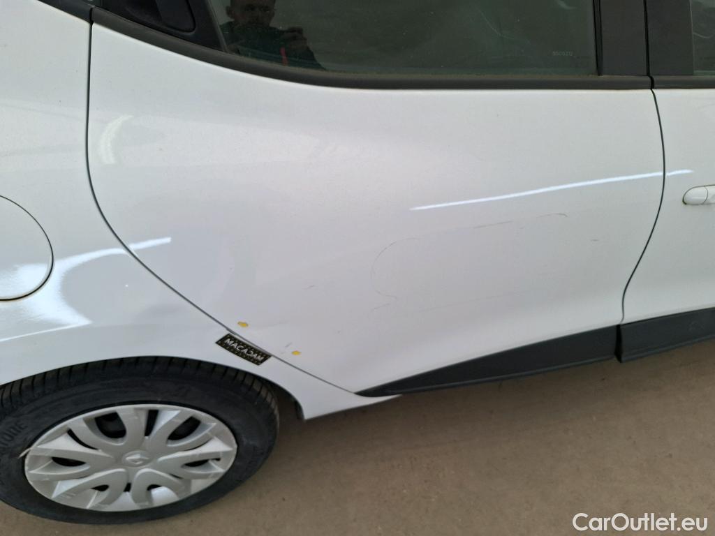  Renault  Clio  IV Air MediaNav 1.5 dCi 75CV BVM5 E6 #8