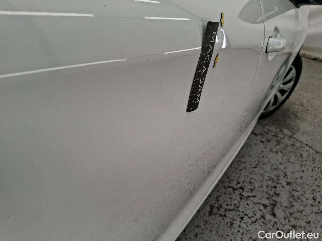  Peugeot  208  Affaire Premium Pack 1.2 80CV BVM5 E6dT #28