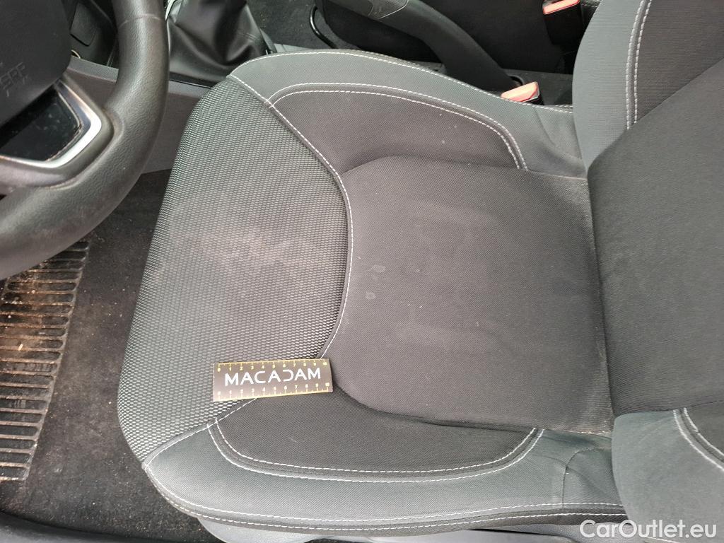  Renault  Clio  IV Air MediaNav 1.5 dCi 75CV BVM5 E6 #71