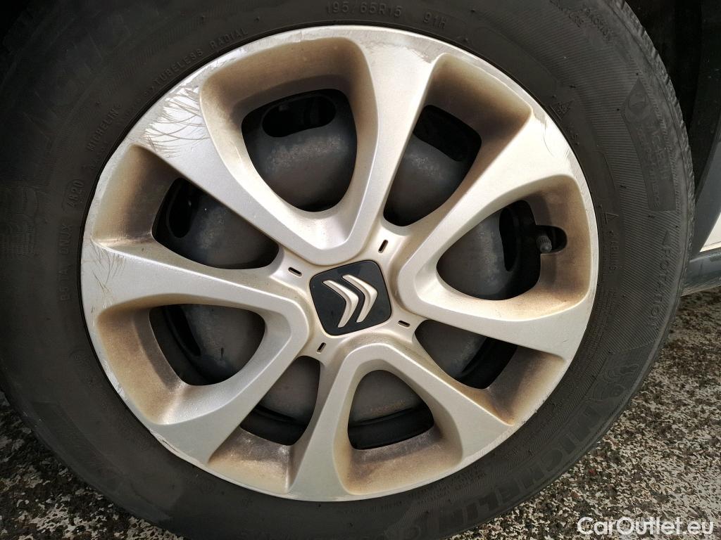  Citroen  C3  Société Feel Nav 1.2 PureTech 80CV BVM5 E6 #52