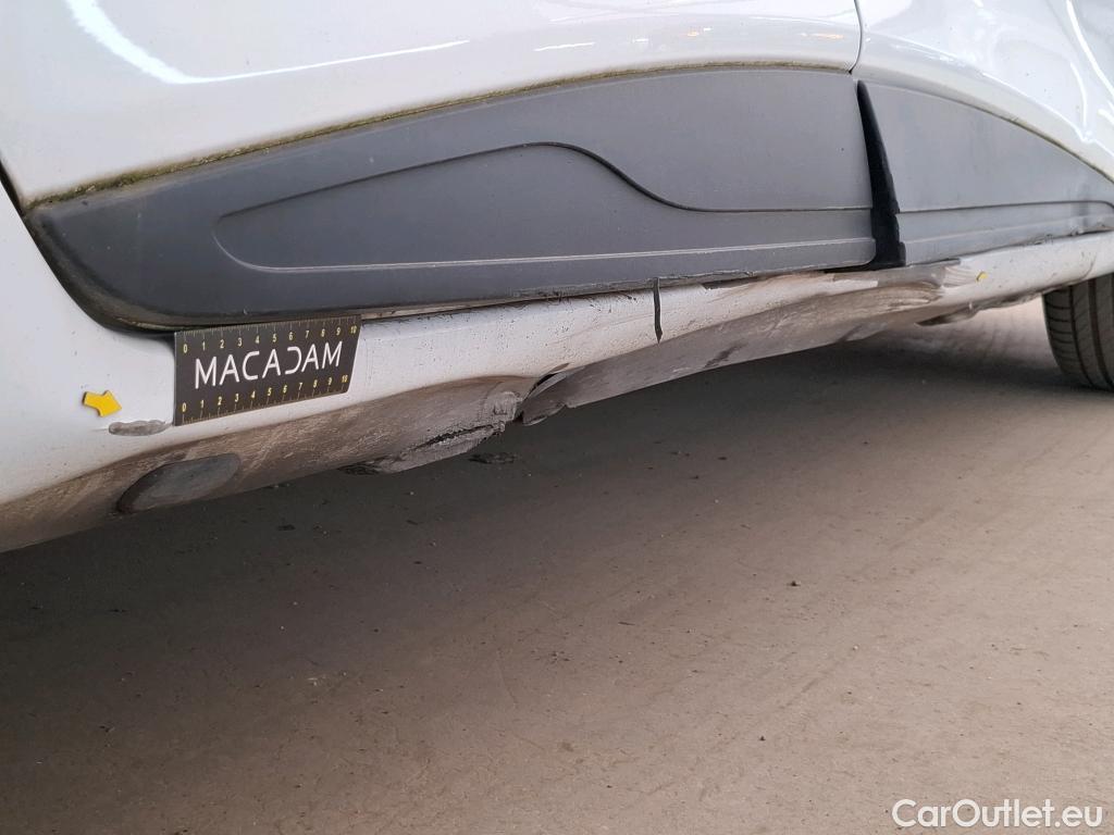  Renault  Clio  IV Air MediaNav 1.5 dCi 75CV BVM5 E6 #2