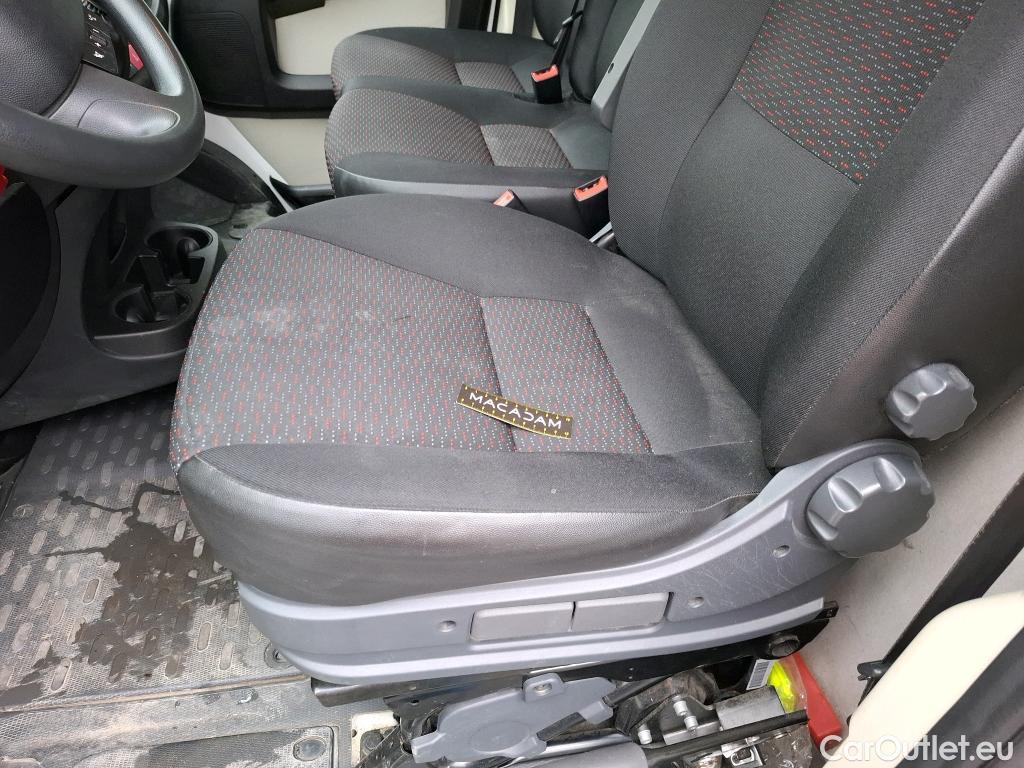  Citroen  Jumper CITROEN  VU 4p Fourgon 30 L1H1 BlueHDi 130 BVM6 Business #13