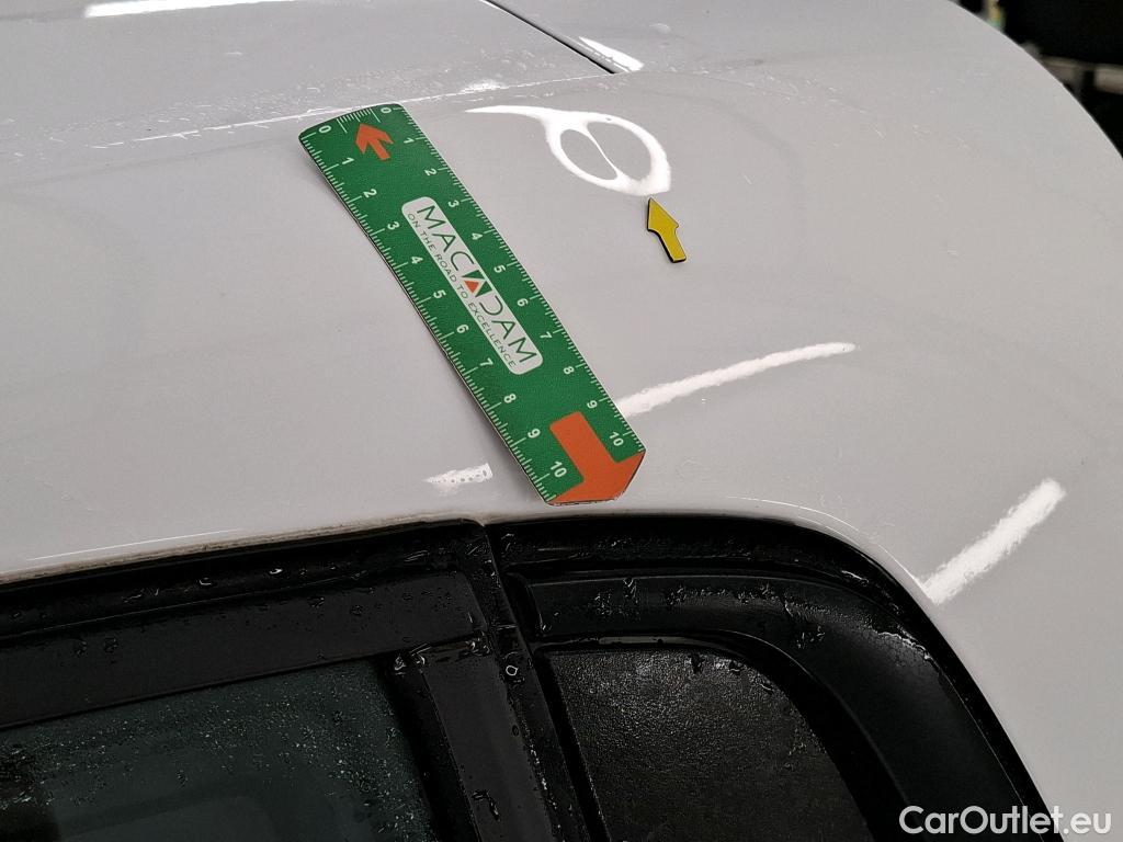  Citroen  C3  Société Feel Nav 1.2 PureTech 80CV BVM5 E6 #40