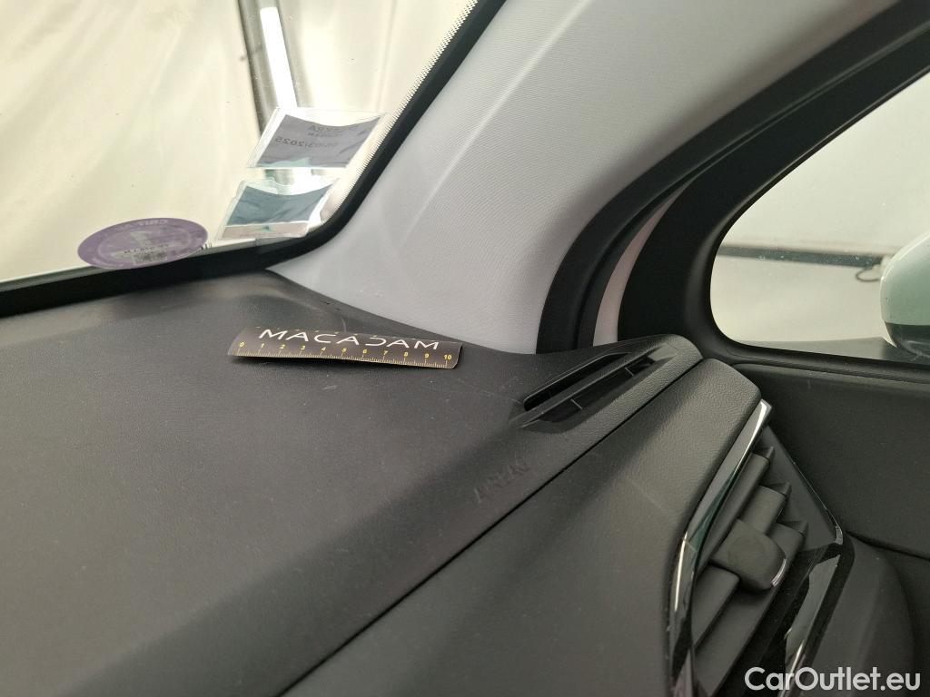  Peugeot  208  Affaire Premium Pack 1.2 80CV BVM5 E6dT #23