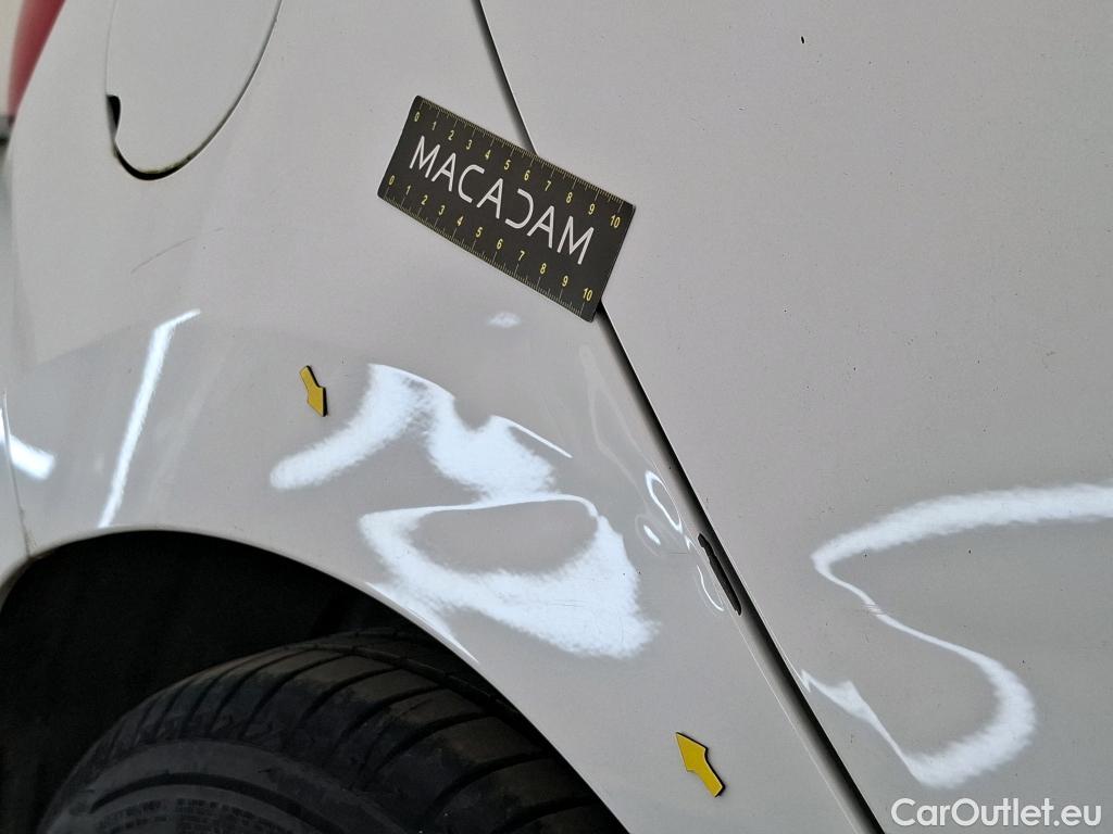  Renault  Clio  IV Air MediaNav 1.5 dCi 75CV BVM5 E6 #4