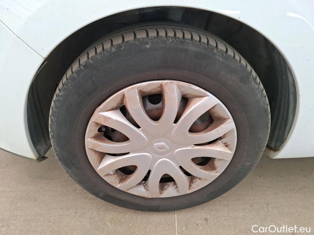  Renault  Clio  IV Air MediaNav 1.5 dCi 75CV BVM5 E6 #69