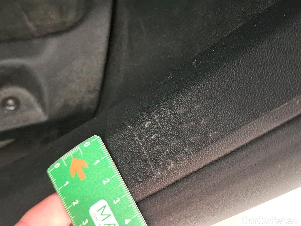  Citroen  C3  Société Feel Nav 1.2 PureTech 80CV BVM5 E6 #44
