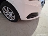  Peugeot  208 PEUGEOT  / 2015 / 5P / BERLINA VAN ACTIVE BLUEHDI 100CV #37