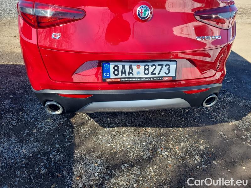  Alfa Romeo   STELVIO Stelvio (630)  2016->) 2.0T 280k Q4 Super #15