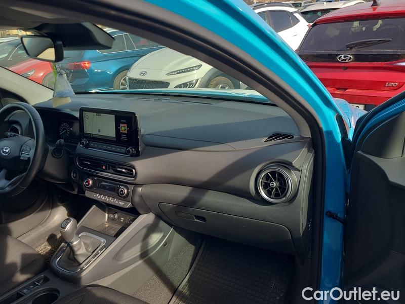  Hyundai  Konna Kona (2017->) Kona 1.0 T-GDI 88 Style 5d #23