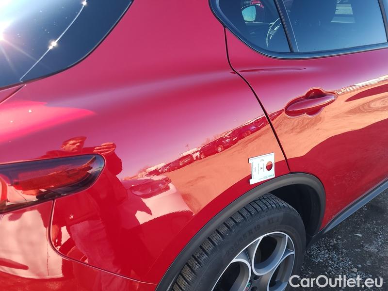  Alfa Romeo   STELVIO Stelvio (630)  2016->) 2.0T 280k Q4 Super #22