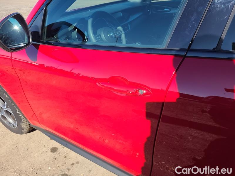  Alfa Romeo   STELVIO Stelvio (630)  2016->) 2.0T 280k Q4 Super #8