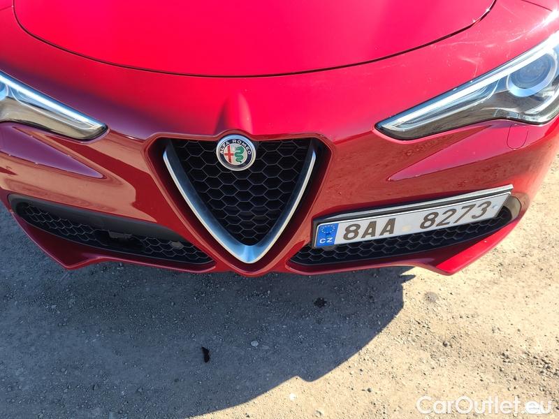  Alfa Romeo   STELVIO Stelvio (630)  2016->) 2.0T 280k Q4 Super #3