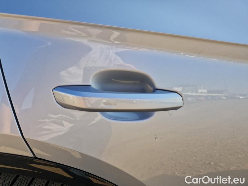  Audi  Q5   (FYG) (2020)  2.0TDI 120 qttr design STr #22