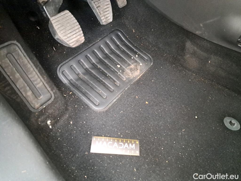  Citroen  C4 Cactus  Feel Business 1.5 BlueHDi 100CV BVM6 E6dT #23
