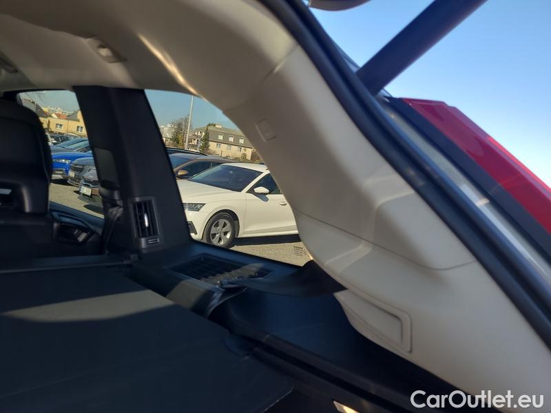  Volvo  XC90  (2002)  T8 Rech.Insc.Expr.AWD AT #27