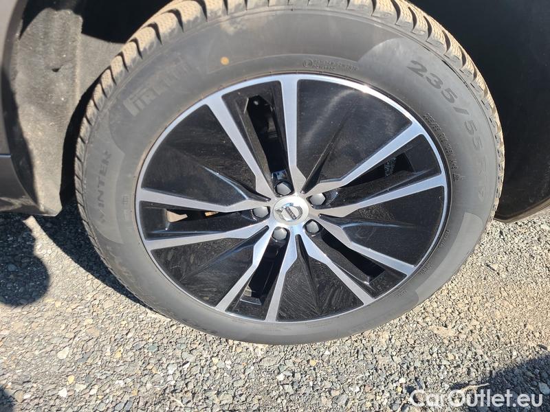  Volvo  XC90  (2002)  T8 Rech.Insc.Expr.AWD AT #19