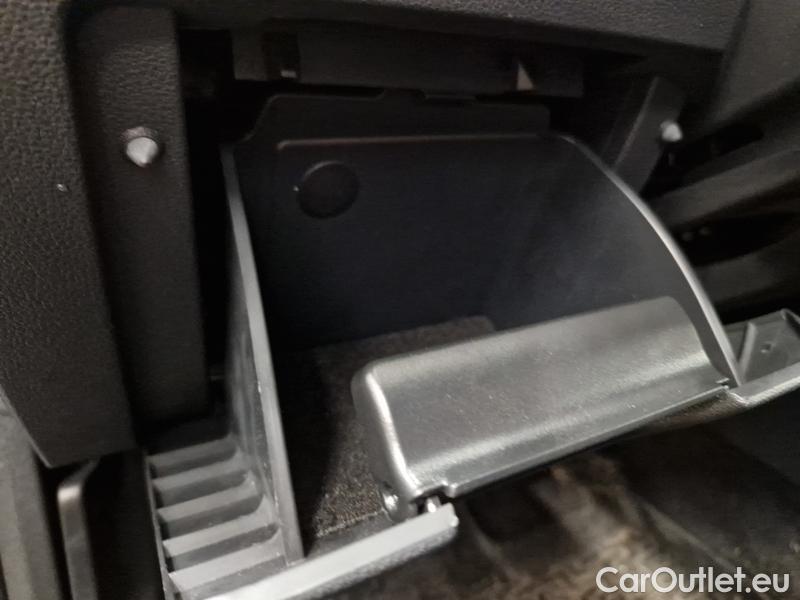  Skoda  Octavia  Combi  (5E5)(03.2017->) Oct.Co1.5TSI CNG 130 Active AT #8